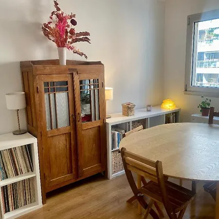 Sejour Confortable A 15 Proche Commerces Et Metro Apartmán